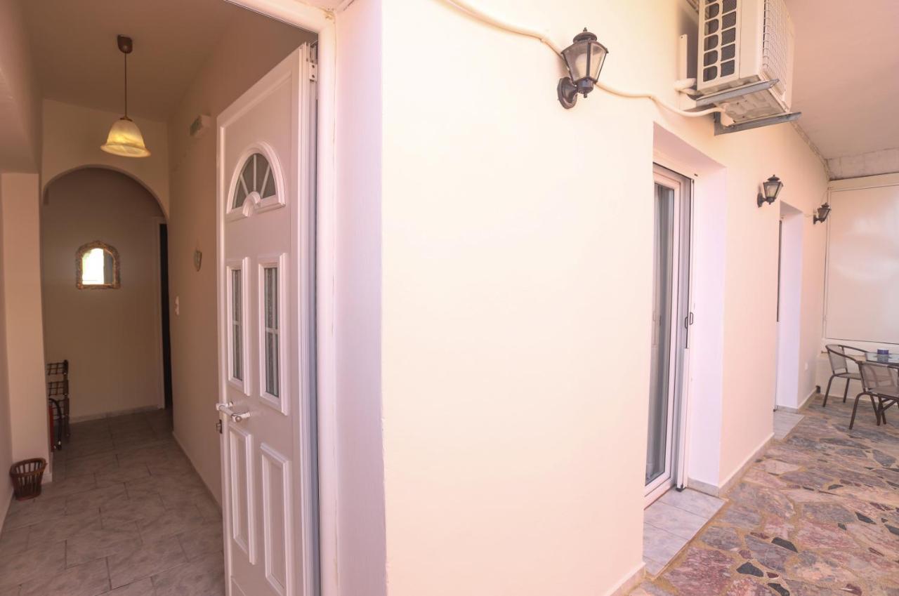 Bayside House Apartment Kassiopi Bagian luar foto