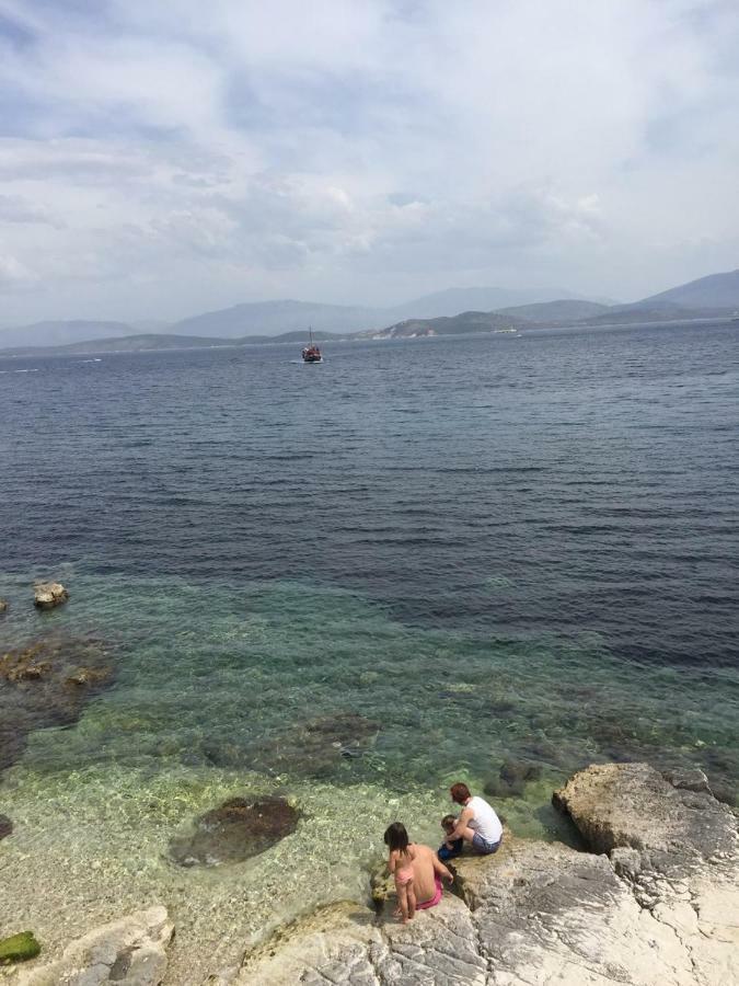 Bayside House Apartment Kassiopi Bagian luar foto